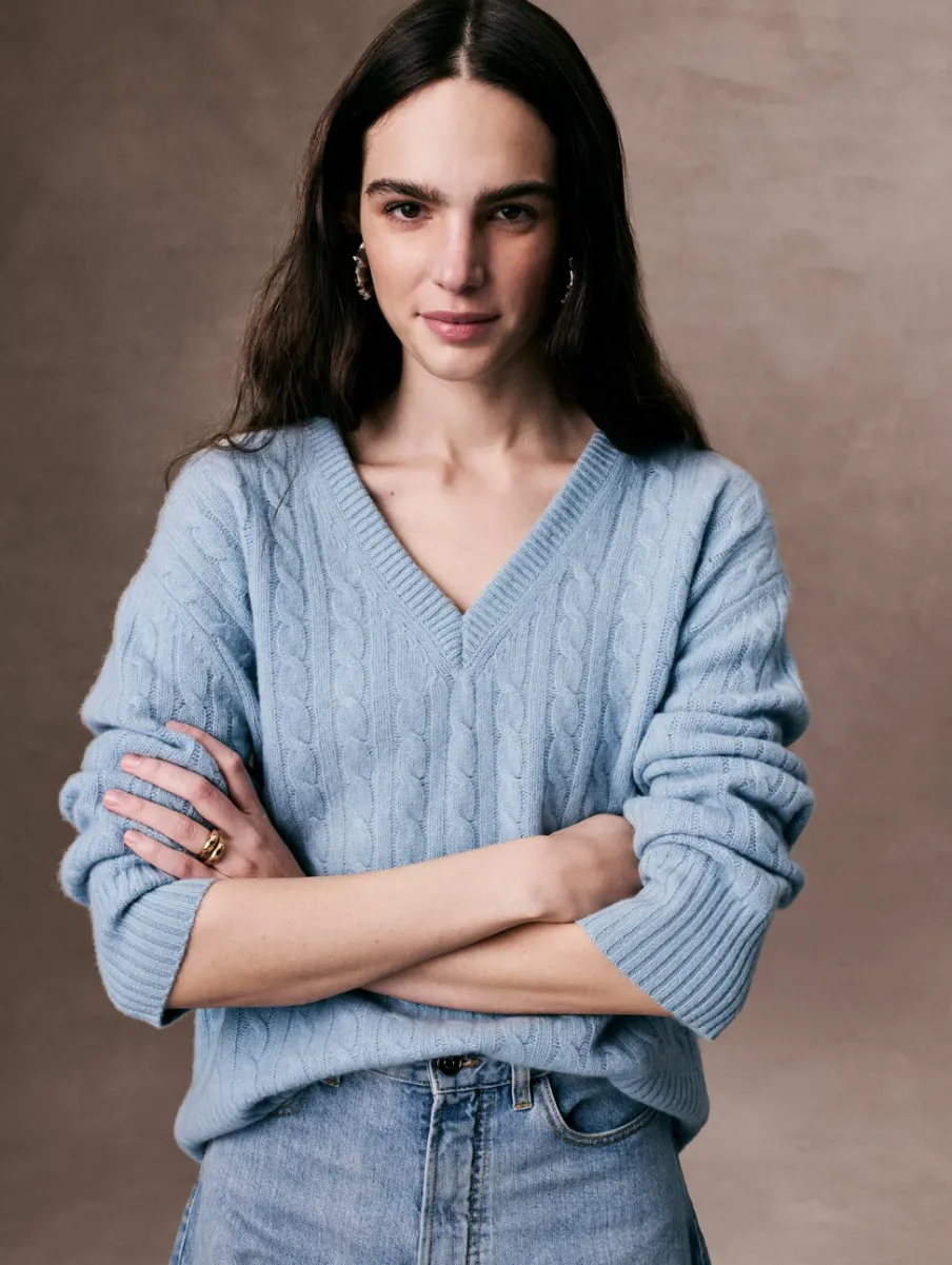 Sale White + Warren cashmere cable knit v neck SlateBlue