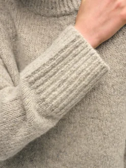 Hot White + Warren cashmere donegal easy crewneck SpeckledOat
