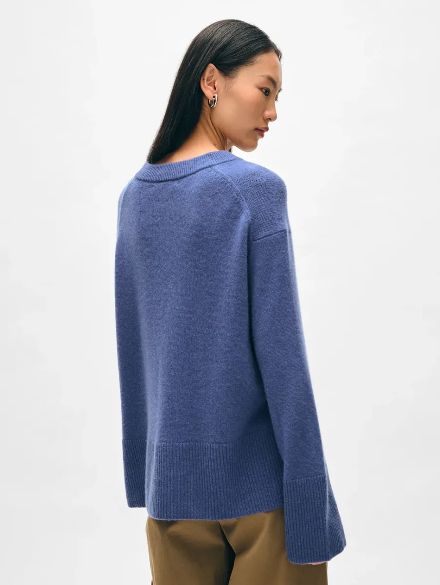 Sale White + Warren cashmere side slit v neck BlueDusk