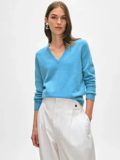 Hot White + Warren cashmere v neck MediterraneanHeather