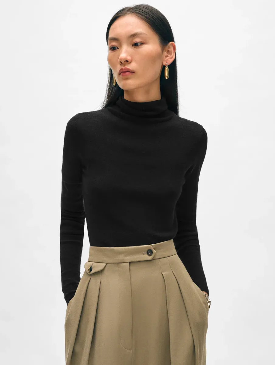 Hot White + Warren superfine merino fitted turtleneck Black